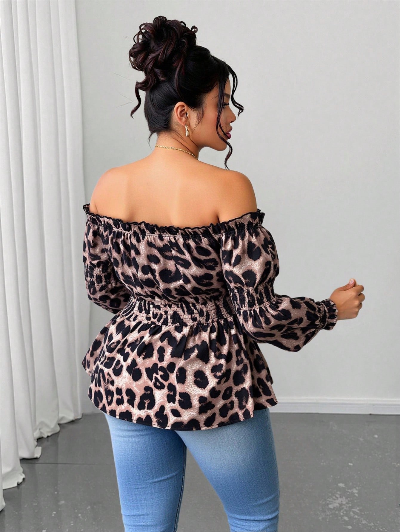 بلوزة نسائية بمقاسات كبيرة بطب - مراجعة Off Shoulder Blouse وسعره
